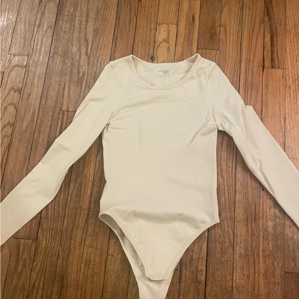 Long sleeve Ribbed Cream Bodysuit